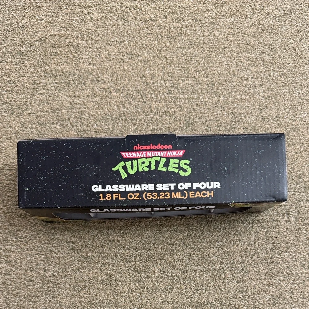 Nickelodeon TMNT Colorful Glassware Set